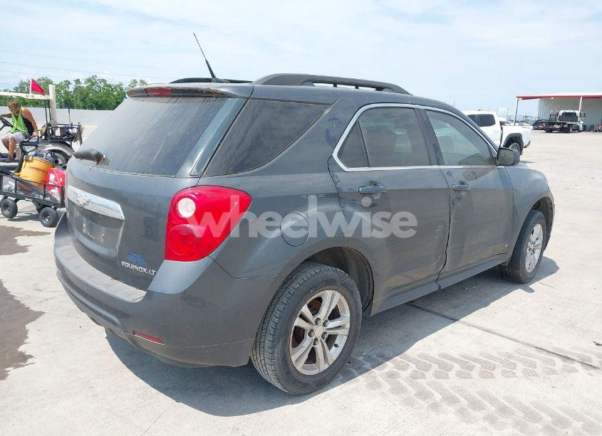 Photo 4 of 2010 Chevrolet Equinox LT (VIN 2CNALPEW0A6205792)