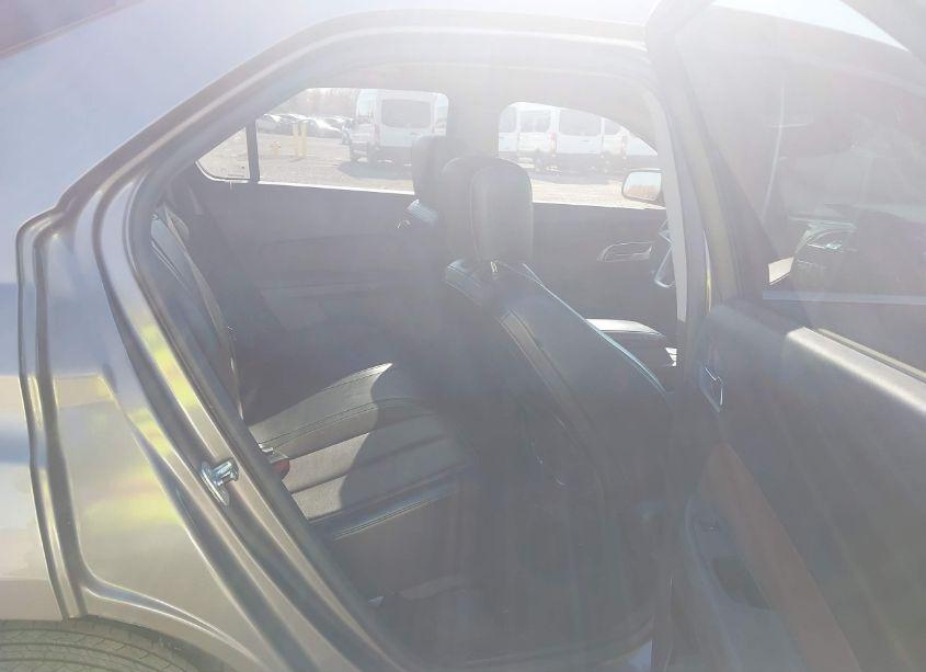 Photo 8 of 2010 Chevrolet Equinox LT (VIN 2CNALPEW0A6282324)