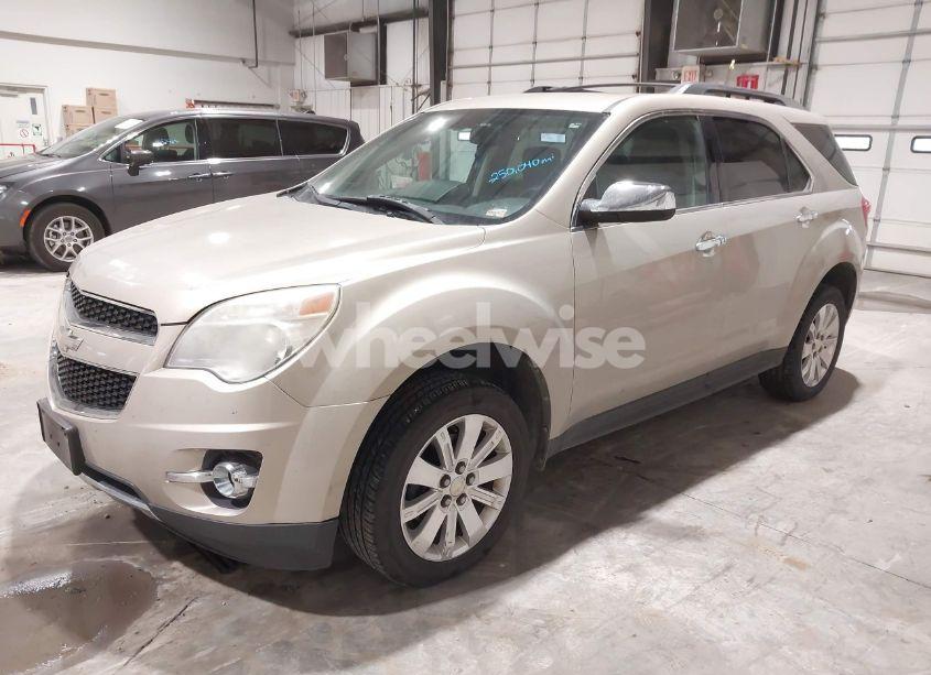 Photo 2 of 2010 Chevrolet Equinox LT (VIN 2CNALPEW1A6333362)