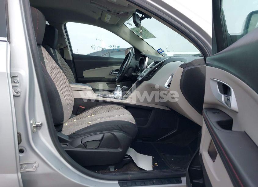 Photo 5 of 2010 Chevrolet Equinox LT (VIN 2CNALPEW2A6282664)