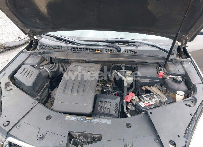 Photo 10 of 2010 Chevrolet Equinox LT (VIN 2CNALPEW3A6359543)