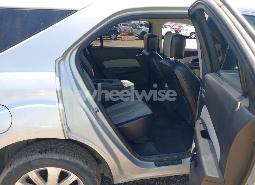 Photo 8 of 2010 Chevrolet Equinox LT (VIN 2CNALPEW4A6273822)