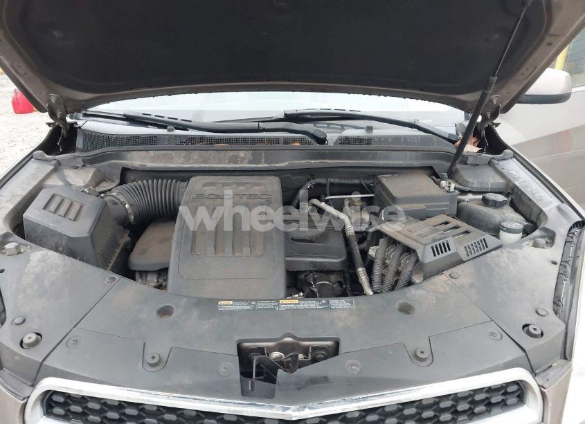 Photo 10 of 2010 Chevrolet Equinox LT (VIN 2CNALPEW5A6330884)