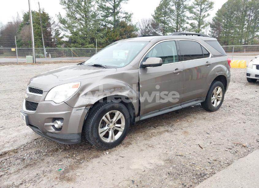 Photo 2 of 2010 Chevrolet Equinox LT (VIN 2CNALPEW5A6330884)