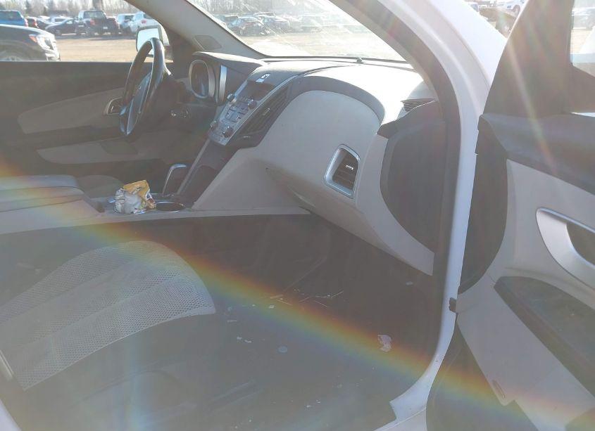 Photo 5 of 2010 Chevrolet Equinox LT (VIN 2CNALPEW6A6335057)