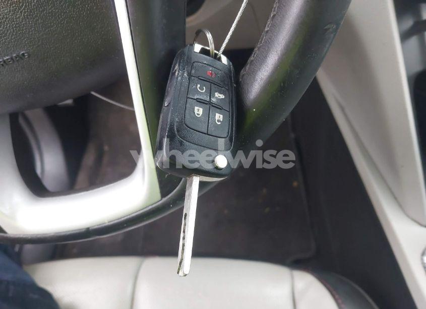 Photo 11 of 2010 Chevrolet Equinox LT (VIN 2CNALPEW9A6302411)