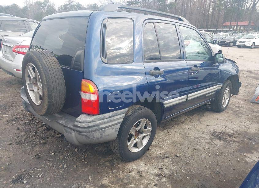 Photo 4 of 2004 Chevrolet Tracker (VIN 2CNBE134746901695)