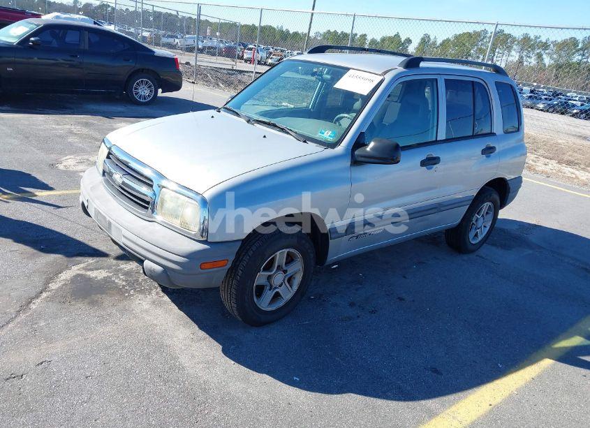 Photo 2 of 2004 Chevrolet Tracker (VIN 2CNBE134746903074)