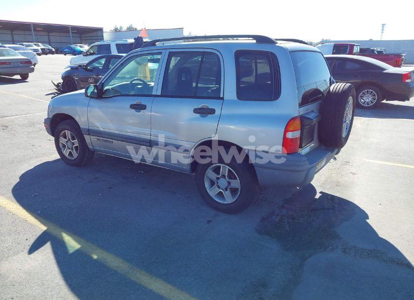 Photo 3 of 2004 Chevrolet Tracker (VIN 2CNBE134746903074)