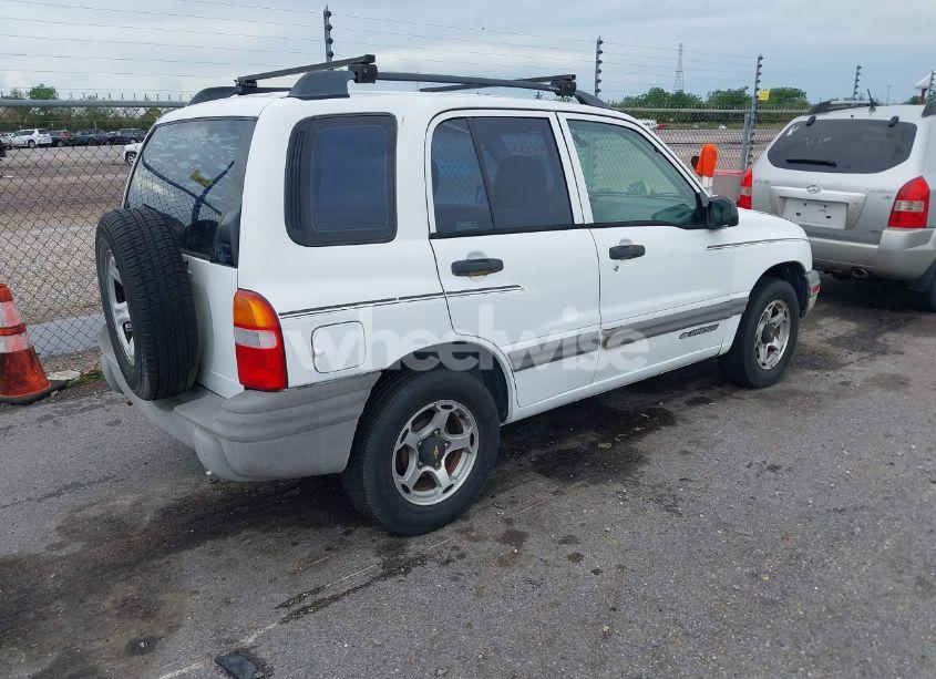 Photo 4 of 2001 Chevrolet Tracker HARD TOP BASE (VIN 2CNBE13C016903775)