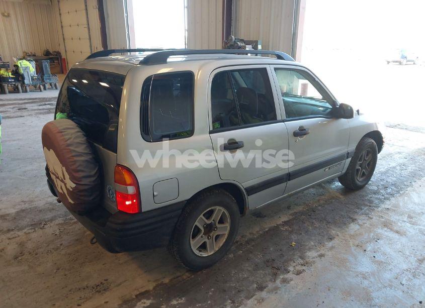 Photo 4 of 2003 Chevrolet Tracker HARD TOP BASE (VIN 2CNBE13C336953203)