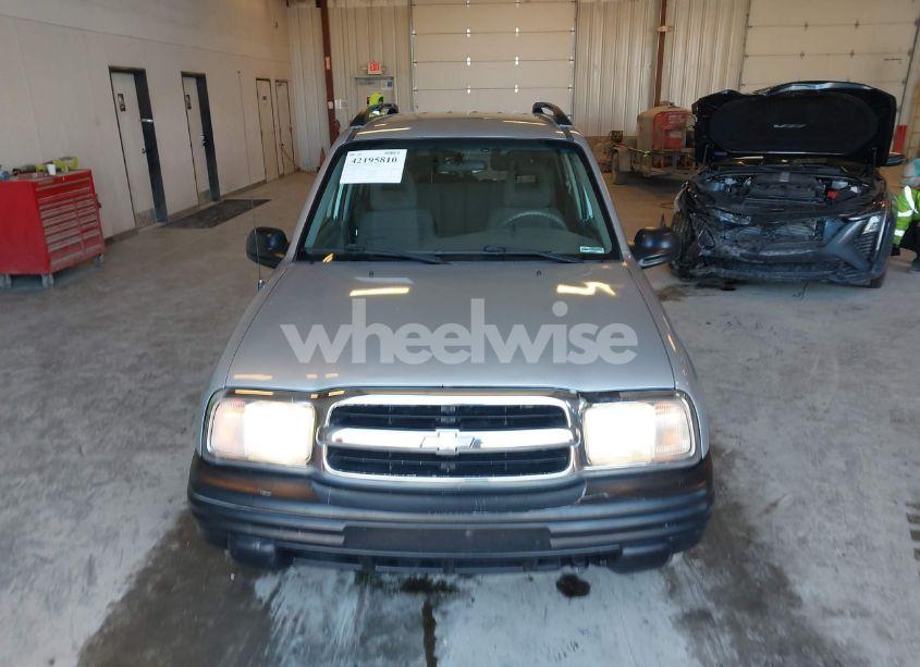 Photo 6 of 2003 Chevrolet Tracker HARD TOP BASE (VIN 2CNBE13C336953203)