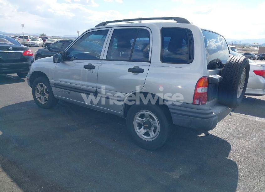 Photo 3 of 2002 Chevrolet Tracker HARD TOP BASE (VIN 2CNBE13C426951703)