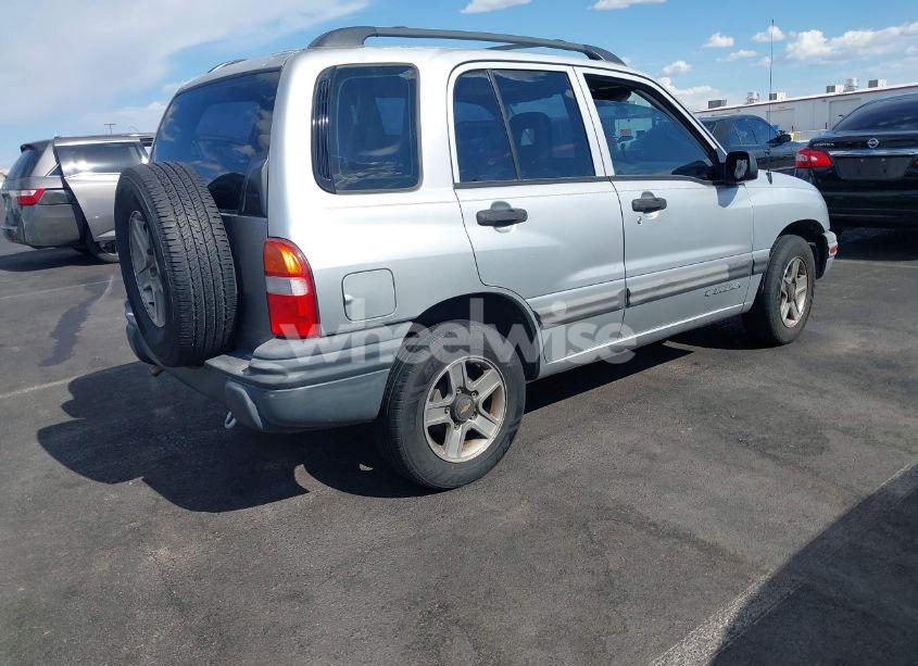 Photo 4 of 2002 Chevrolet Tracker HARD TOP BASE (VIN 2CNBE13C426951703)