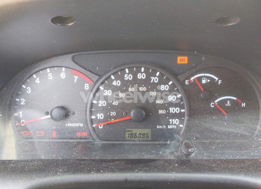 Photo 7 of 2002 Chevrolet Tracker HARD TOP BASE (VIN 2CNBE13C426951703)