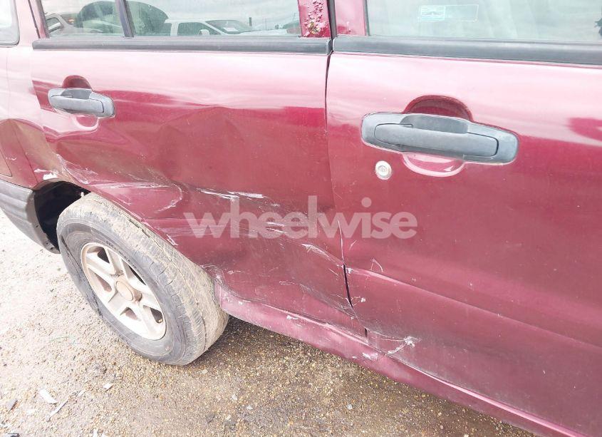 Photo 6 of 2003 Chevrolet Tracker HARD TOP BASE (VIN 2CNBE13C436922462)