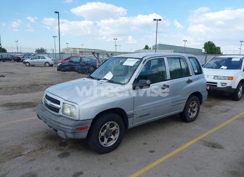 Photo 2 of 1999 Chevrolet Tracker (VIN 2CNBE13C4X6924119)