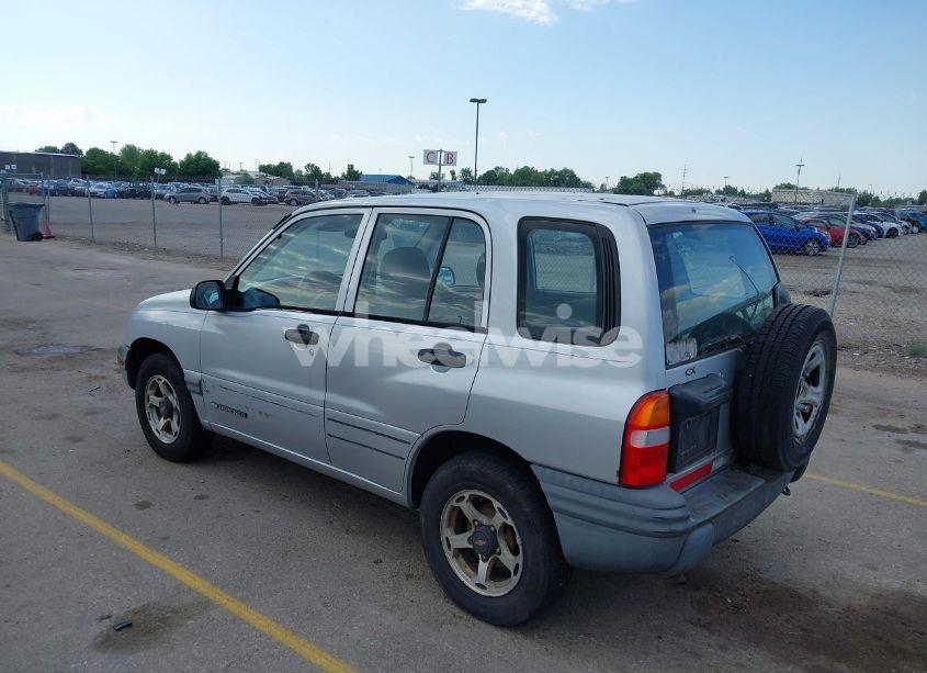 Photo 3 of 1999 Chevrolet Tracker (VIN 2CNBE13C4X6924119)