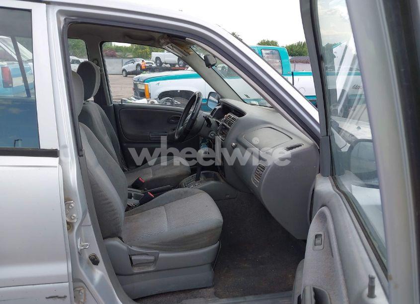 Photo 5 of 1999 Chevrolet Tracker (VIN 2CNBE13C4X6924119)