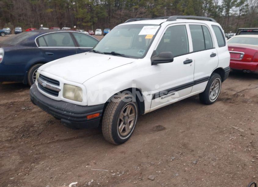 Photo 2 of 2002 Chevrolet Tracker HARD TOP BASE (VIN 2CNBE13C626924650)