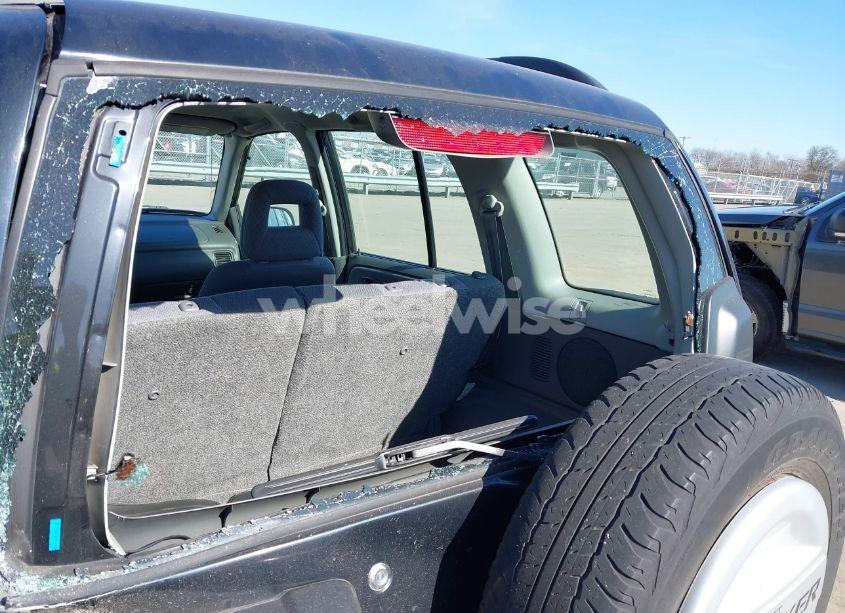 Photo 12 of 2003 Chevrolet Tracker HARD TOP BASE (VIN 2CNBE13C736921273)