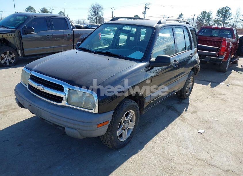 Photo 2 of 2003 Chevrolet Tracker HARD TOP BASE (VIN 2CNBE13C736921273)