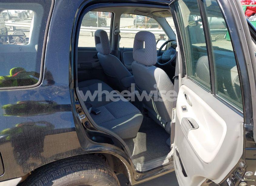 Photo 8 of 2003 Chevrolet Tracker HARD TOP BASE (VIN 2CNBE13C736921273)