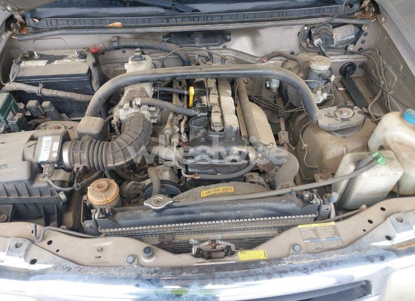 Photo 10 of 2003 Chevrolet Tracker HARD TOP BASE (VIN 2CNBE13C936925437)