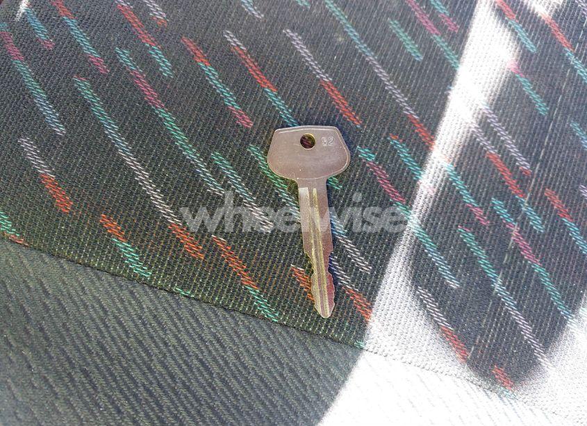 Photo 11 of 1998 Chevrolet Tracker (VIN 2CNBE1866W6924835)
