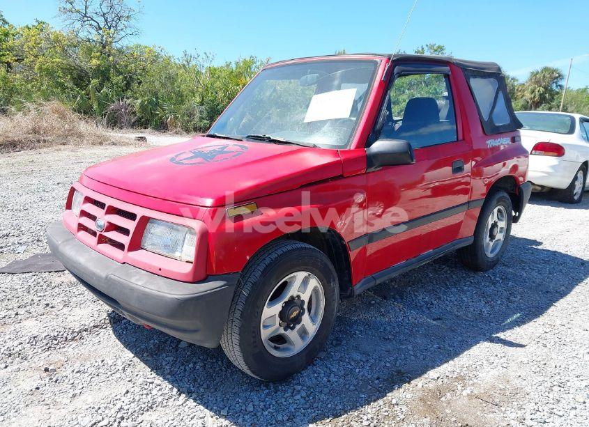 Photo 2 of 1998 Chevrolet Tracker (VIN 2CNBE1866W6924835)