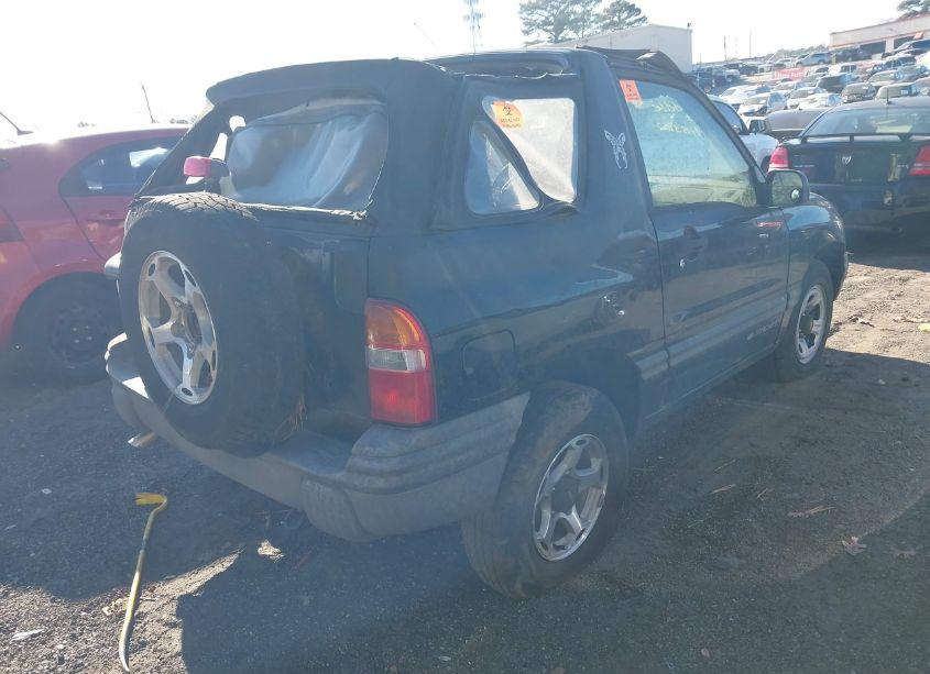 Photo 4 of 2001 Chevrolet Tracker (VIN 2CNBE18C516914831)