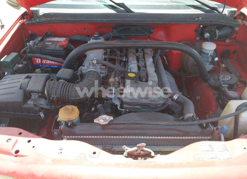 Photo 10 of 2002 Chevrolet Tracker (VIN 2CNBE18C926911755)