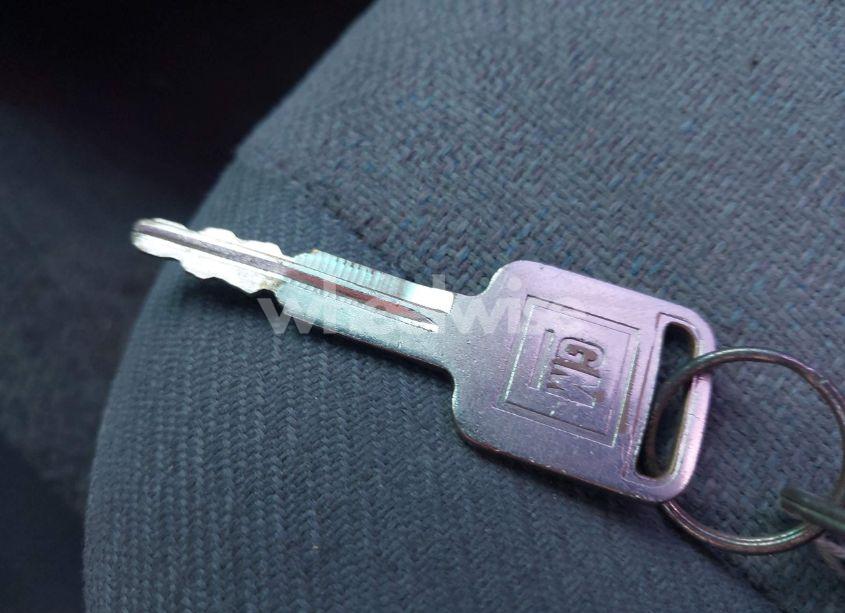Photo 11 of 2002 Chevrolet Tracker (VIN 2CNBE18C926911755)