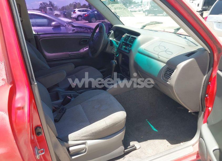 Photo 5 of 2002 Chevrolet Tracker (VIN 2CNBE18C926911755)