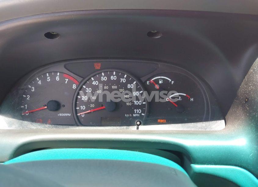 Photo 7 of 2002 Chevrolet Tracker (VIN 2CNBE18C926911755)