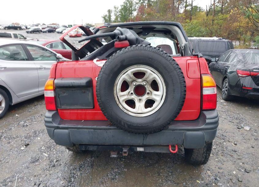 Photo 15 of 1999 Chevrolet Tracker (VIN 2CNBE18C9X6903341)