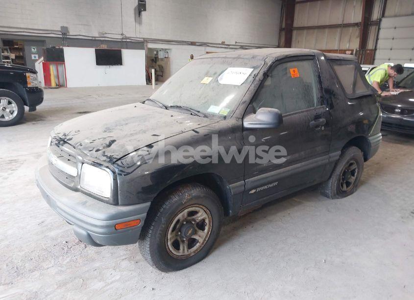 Photo 2 of 1999 Chevrolet Tracker (VIN 2CNBE18CXX6919189)
