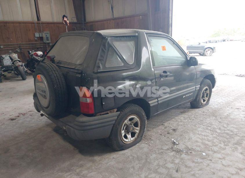 Photo 4 of 1999 Chevrolet Tracker (VIN 2CNBE18CXX6919189)