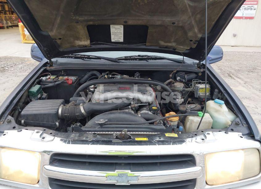 Photo 10 of 2001 Chevrolet Tracker HARD TOP LT (VIN 2CNBE634116940419)