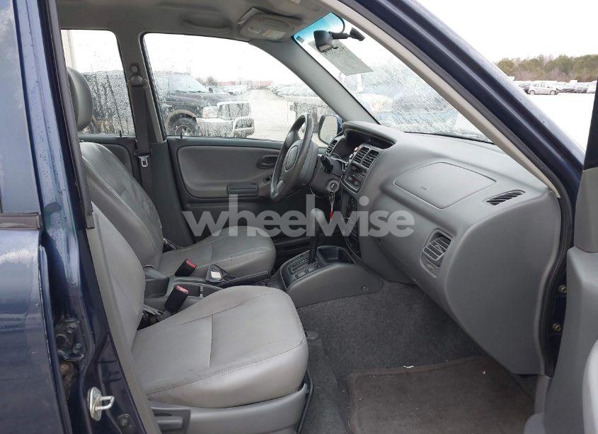 Photo 5 of 2001 Chevrolet Tracker HARD TOP LT (VIN 2CNBE634116940419)