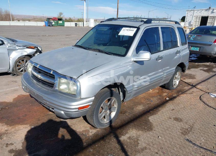 Photo 2 of 2002 Chevrolet Tracker HARD TOP LT (VIN 2CNBE634X26928304)