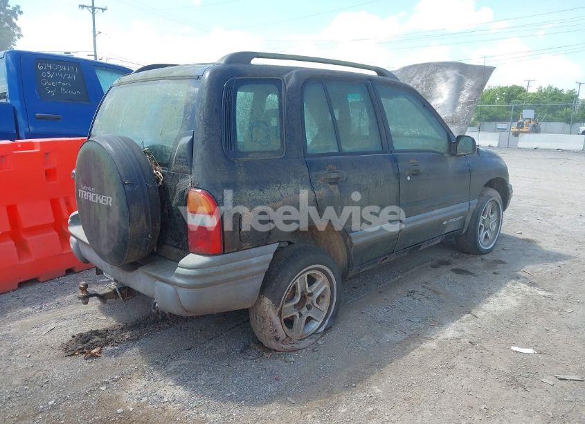 Photo 4 of 2003 Chevrolet Tracker HARD TOP BASE (VIN 2CNBJ134X36921126)