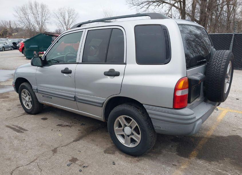 Photo 3 of 2004 Chevrolet Tracker (VIN 2CNBJ134X46900214)