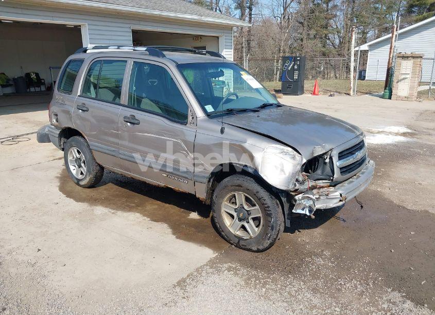2002 Chevrolet Tracker HARD TOP BASE (VIN 2CNBJ13C026911257) main photo