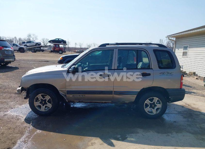 Photo 15 of 2002 Chevrolet Tracker HARD TOP BASE (VIN 2CNBJ13C026911257)