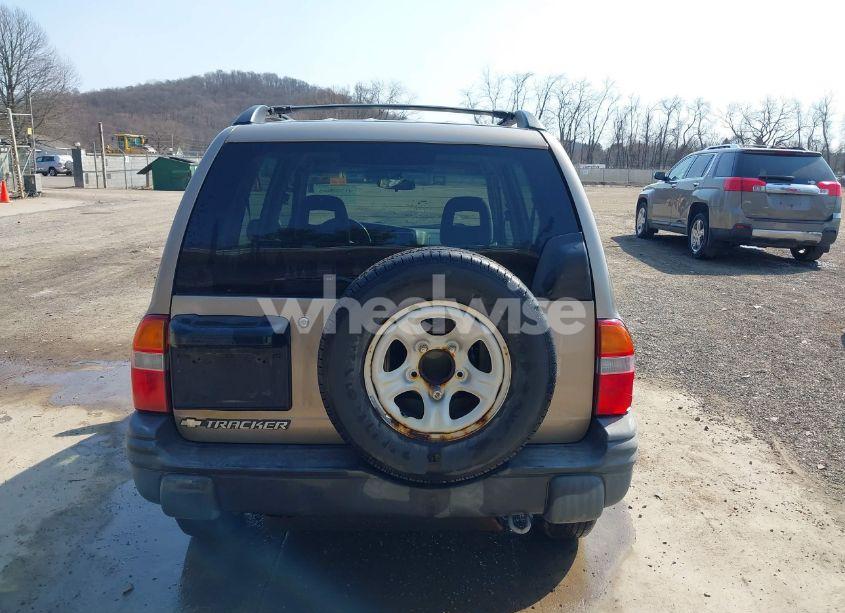 Photo 17 of 2002 Chevrolet Tracker HARD TOP BASE (VIN 2CNBJ13C026911257)