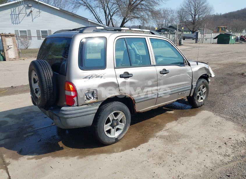 Photo 4 of 2002 Chevrolet Tracker HARD TOP BASE (VIN 2CNBJ13C026911257)