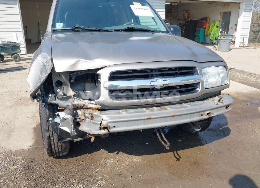 Photo 6 of 2002 Chevrolet Tracker HARD TOP BASE (VIN 2CNBJ13C026911257)