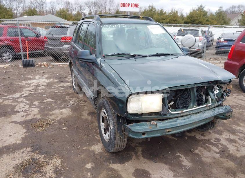 2002 Chevrolet Tracker HARD TOP BASE (VIN 2CNBJ13C126946857) main photo