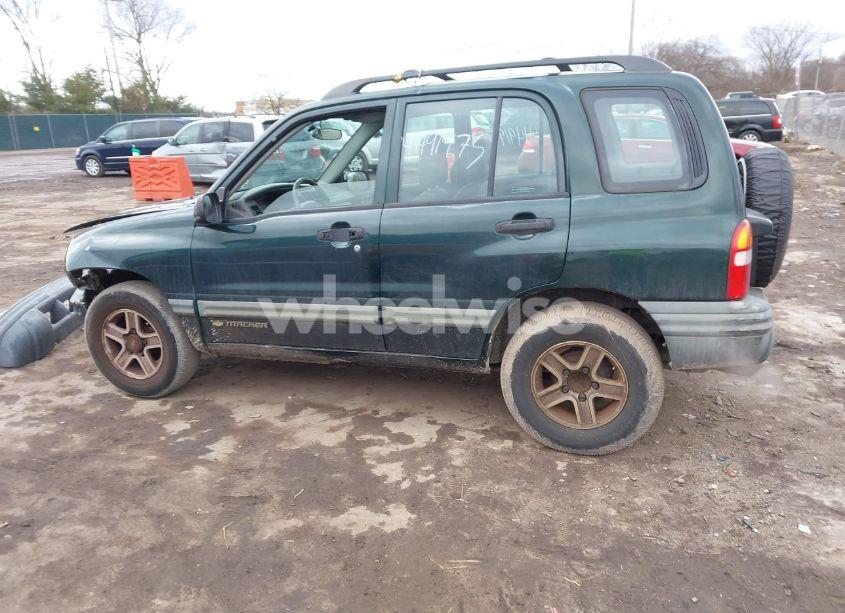 Photo 15 of 2002 Chevrolet Tracker HARD TOP BASE (VIN 2CNBJ13C126946857)
